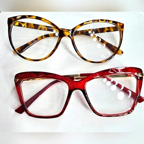 Accessories - 🌟NEW Vintage Clear Lens Women's Tortoise and Red Cat Eye Oversized Glasses🌟